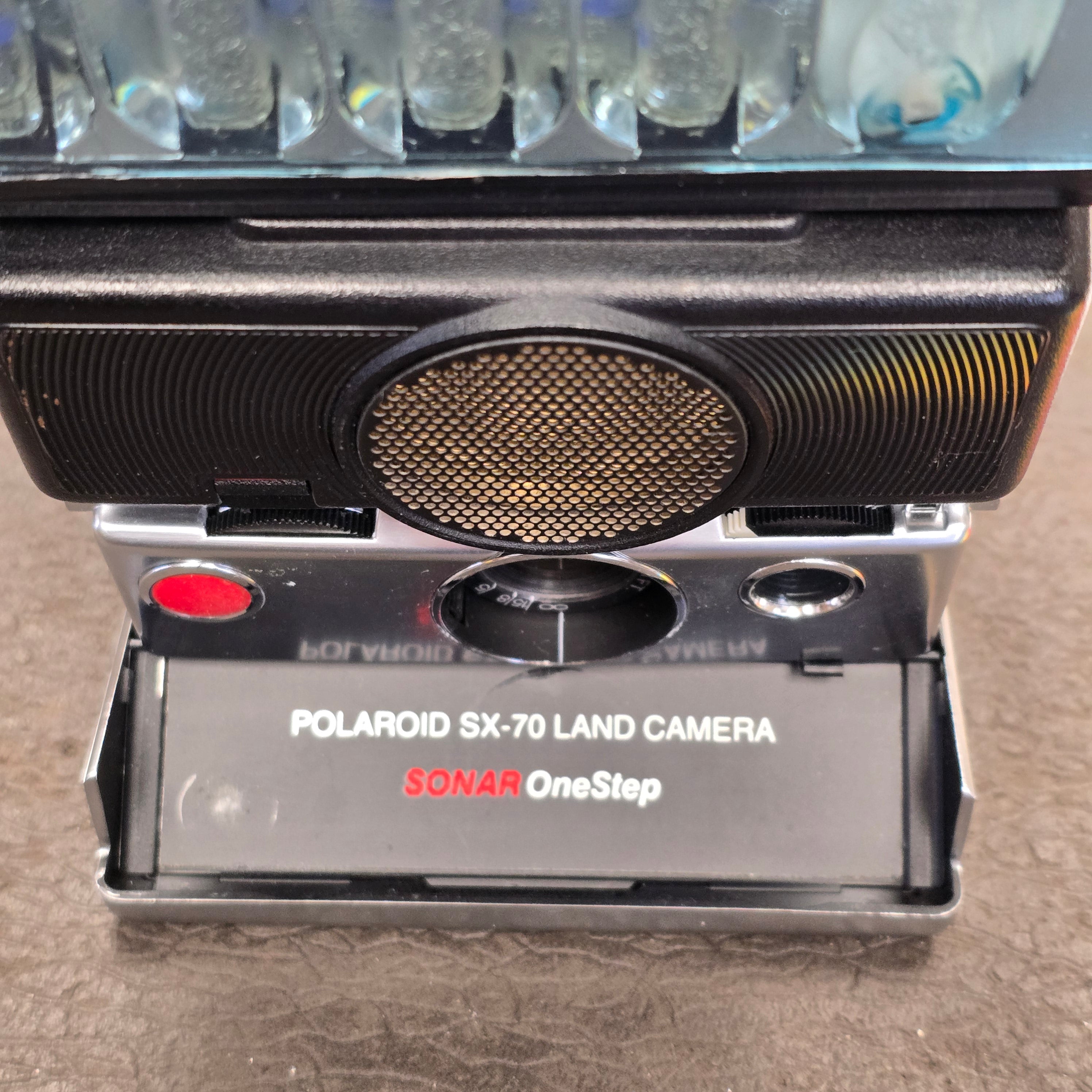 Polaroid SX-70 Land Camera Sonar One Step with Flash & Manual – Du