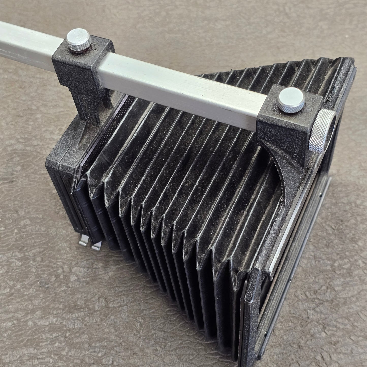 Arriflex 2"x 2" Mattebox with Beam & filter tray S# 2821