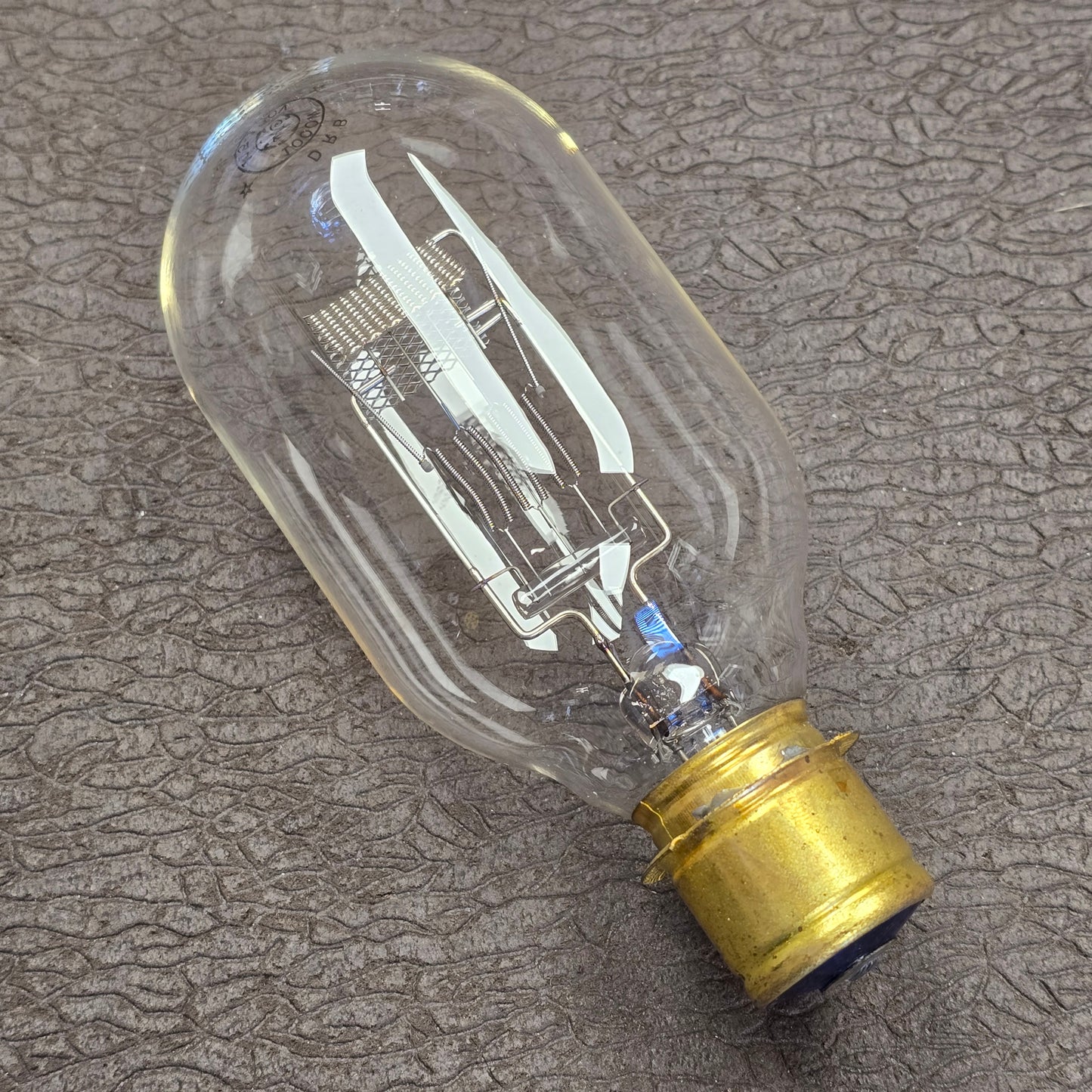 GE DRB/DRC Lamp 120V 1000W