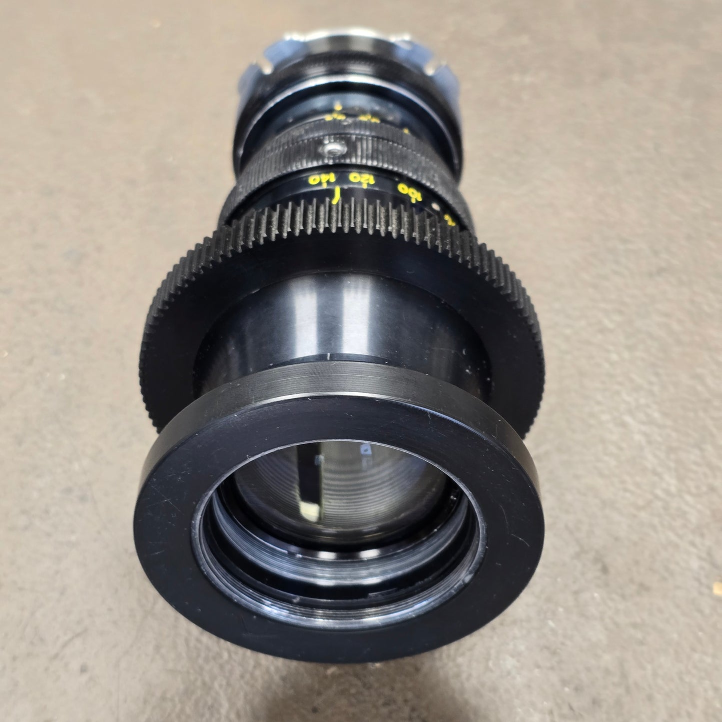 Angenieux 35-140mm T4.4 PL Mount Zoom Lens S# 1036338 With Case