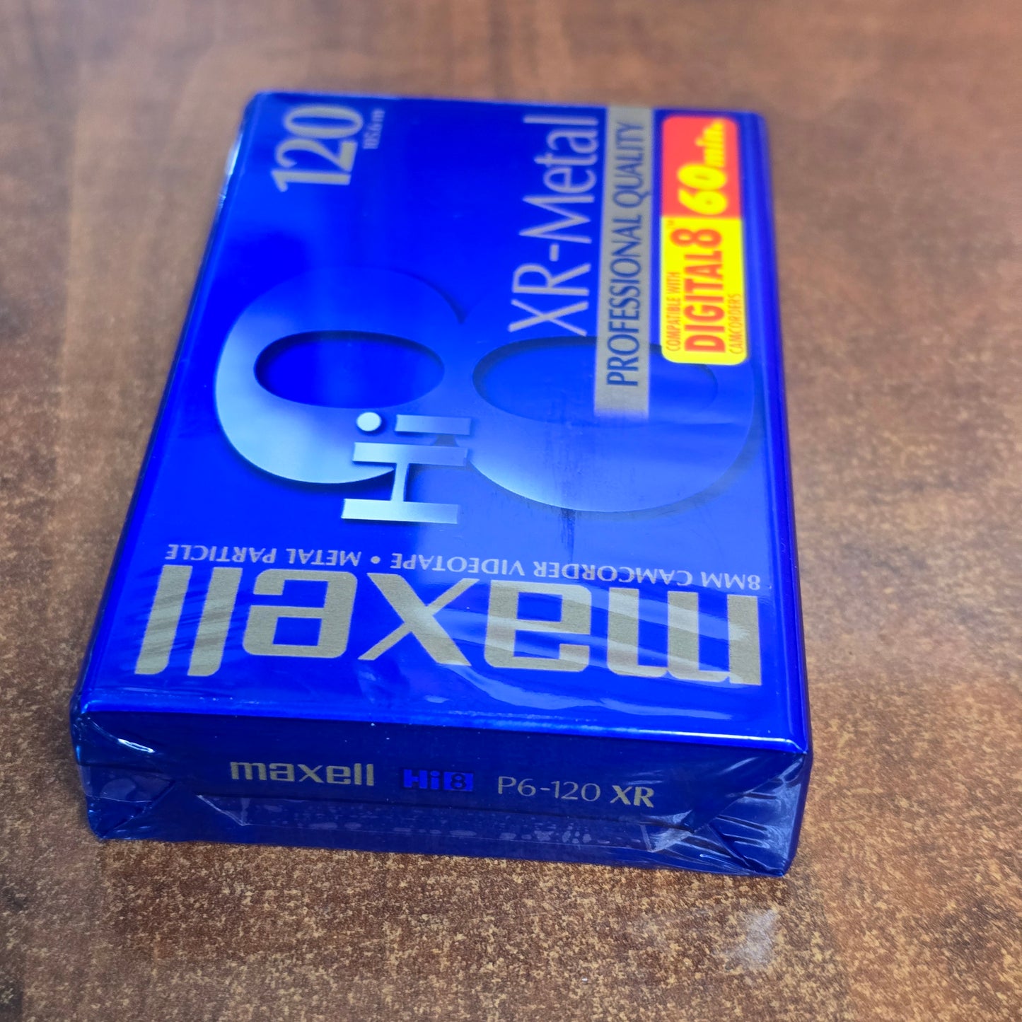 Maxell XR-Metal  Professional Quality Hi8 Videotape XR - Metal 60 Min