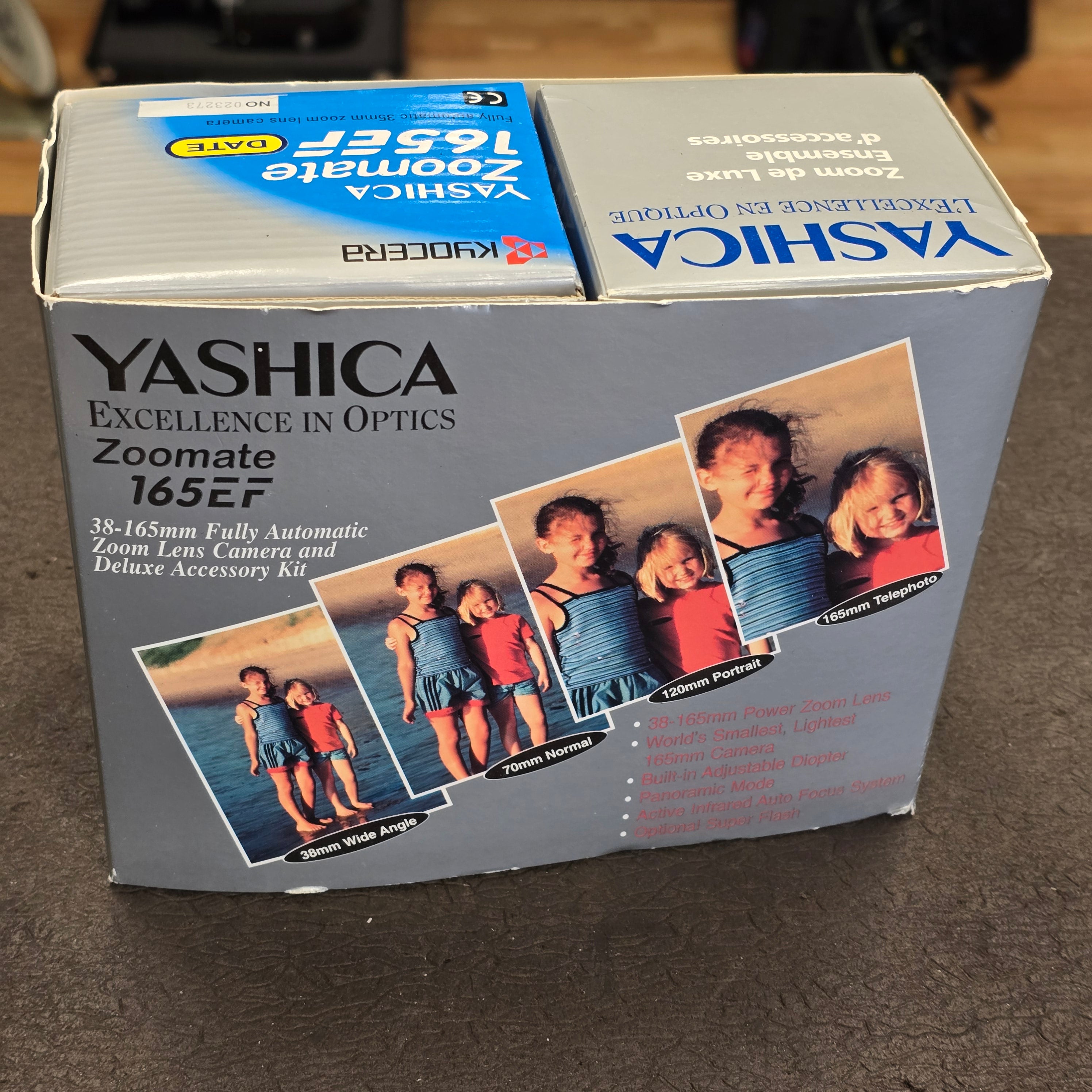 YASHICA ZOOMATE 165EF 35mm FILM CAMERA with 38-165mm Zoom Lens +