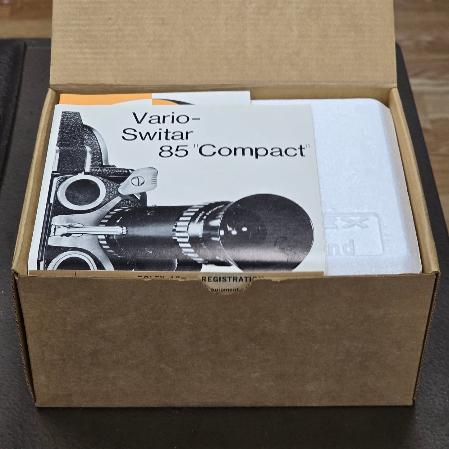 Kern Vario Switar Compact 17-85mm f3.5 H16RX Zoom lens In Bolex Bayonet Mount S# 1121684