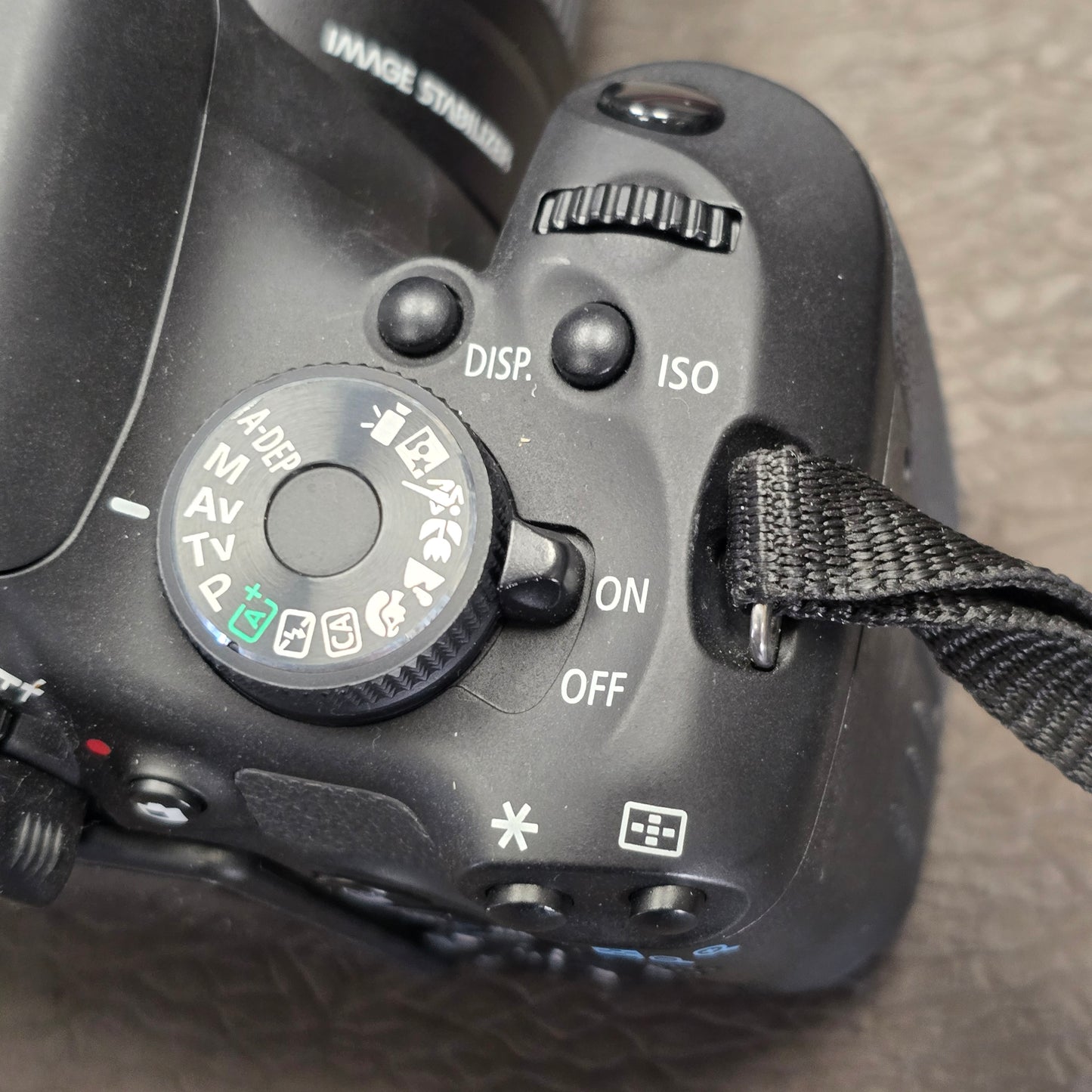 Canon EOS Rebel T3i DSLR Camera S# 232076194429 with Canon 18-55mm Zoom lens