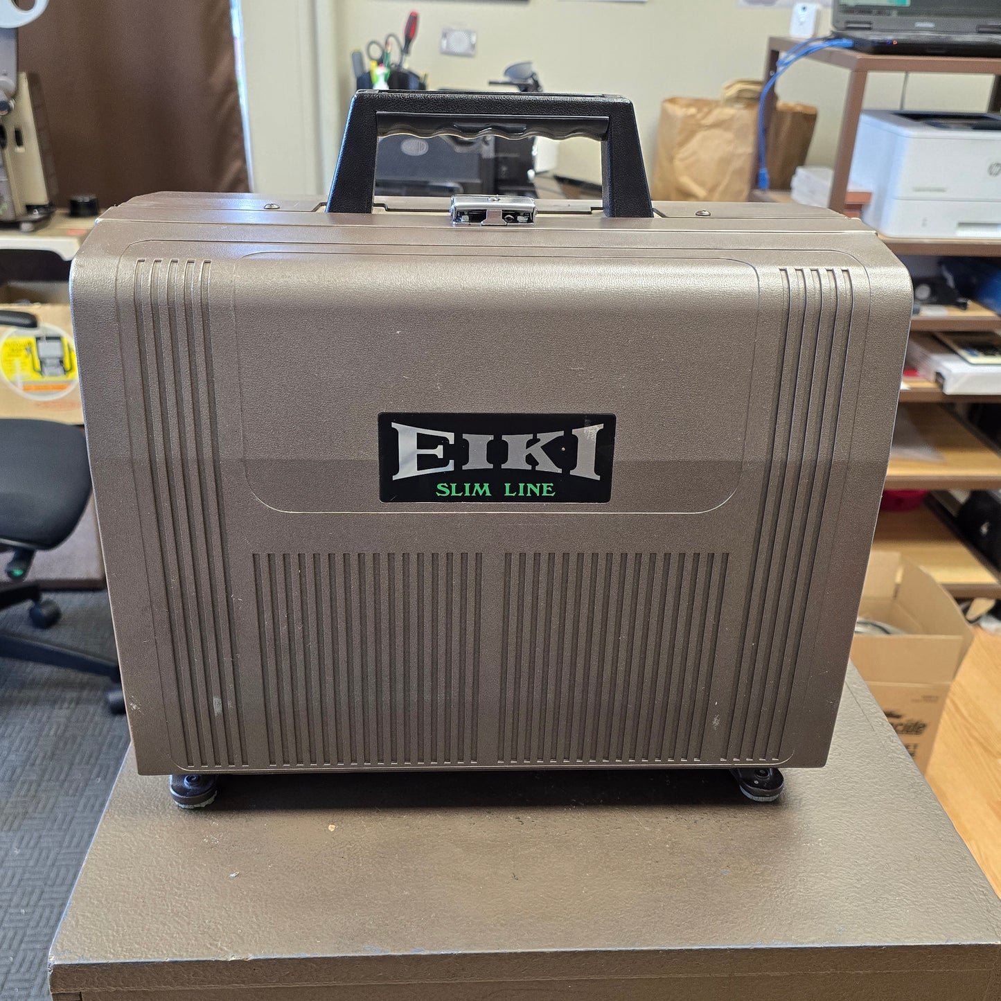 Eiki Slimline SSL-OL 16mm Slotload Sound Projector S# 50496