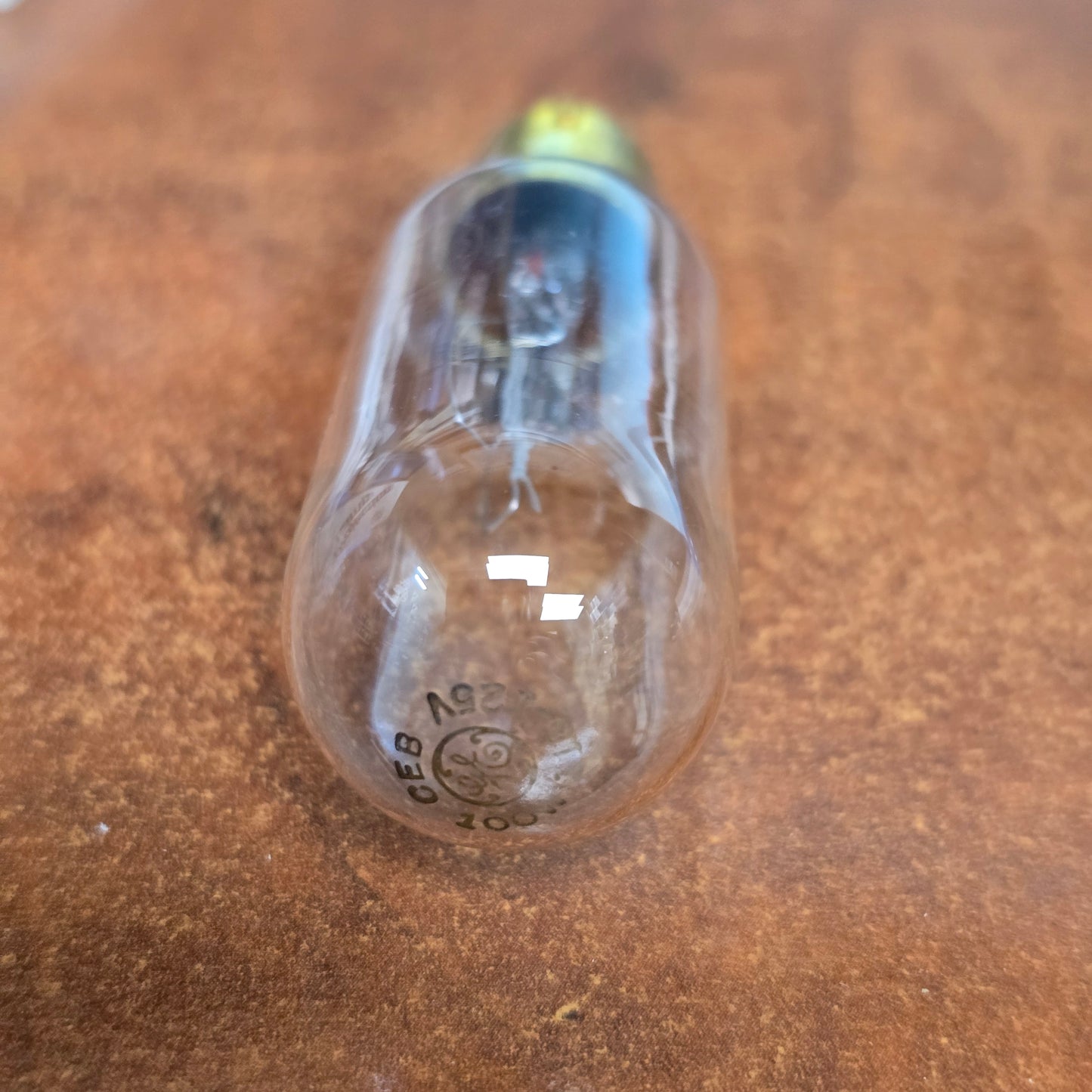 General Electric CEB Lamp 115-125V 100W
