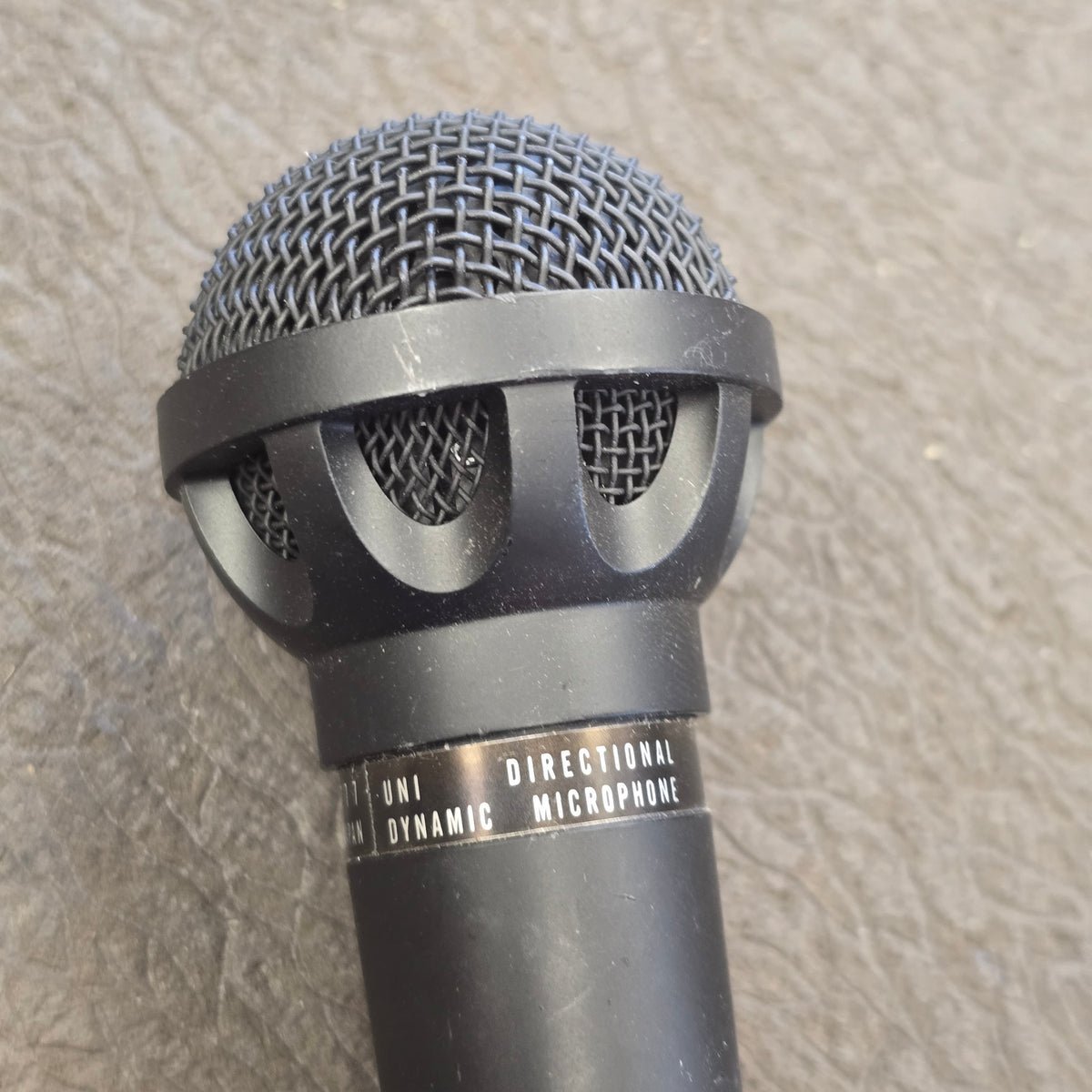 Beaulieu Uni Directional Dynamic Microphone Model  UD 777