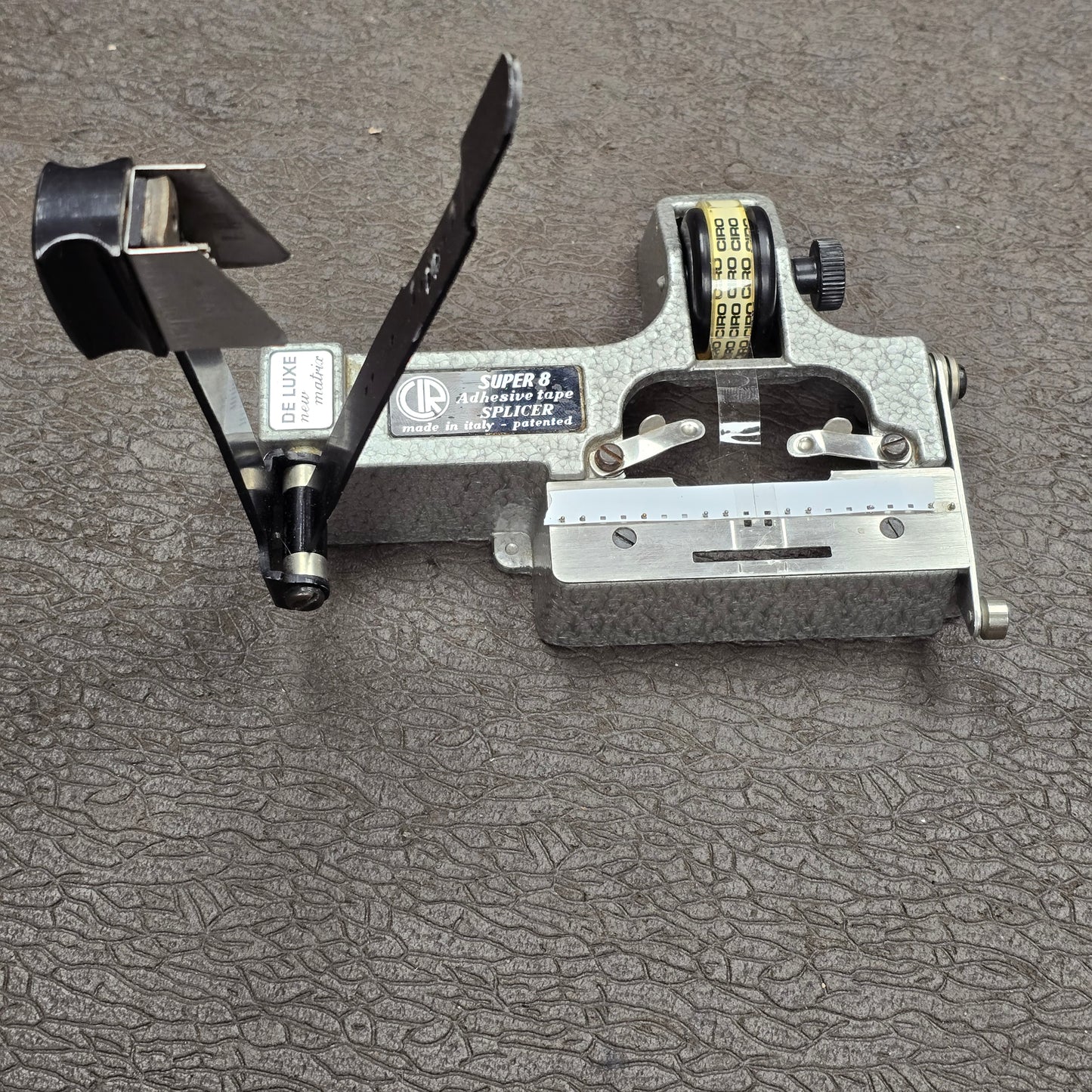 Costruzione Incollatrici Rapide-Roma CIR Deluxe Matrix Super 8mm Tape Splicer