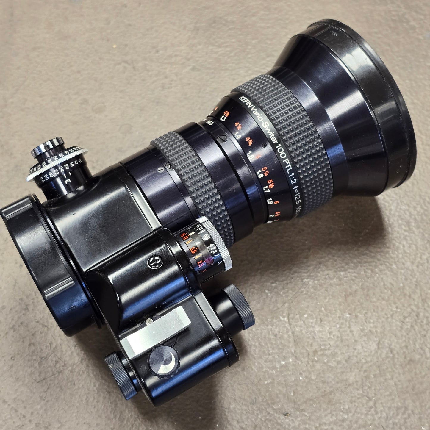Kern Macro Vario-Switar 100 PTL Multicoated, f/2.0 12.5mm-100mm S# 1120443 "TTL Auto/Manual Exposure Bolex Bayonet Mount