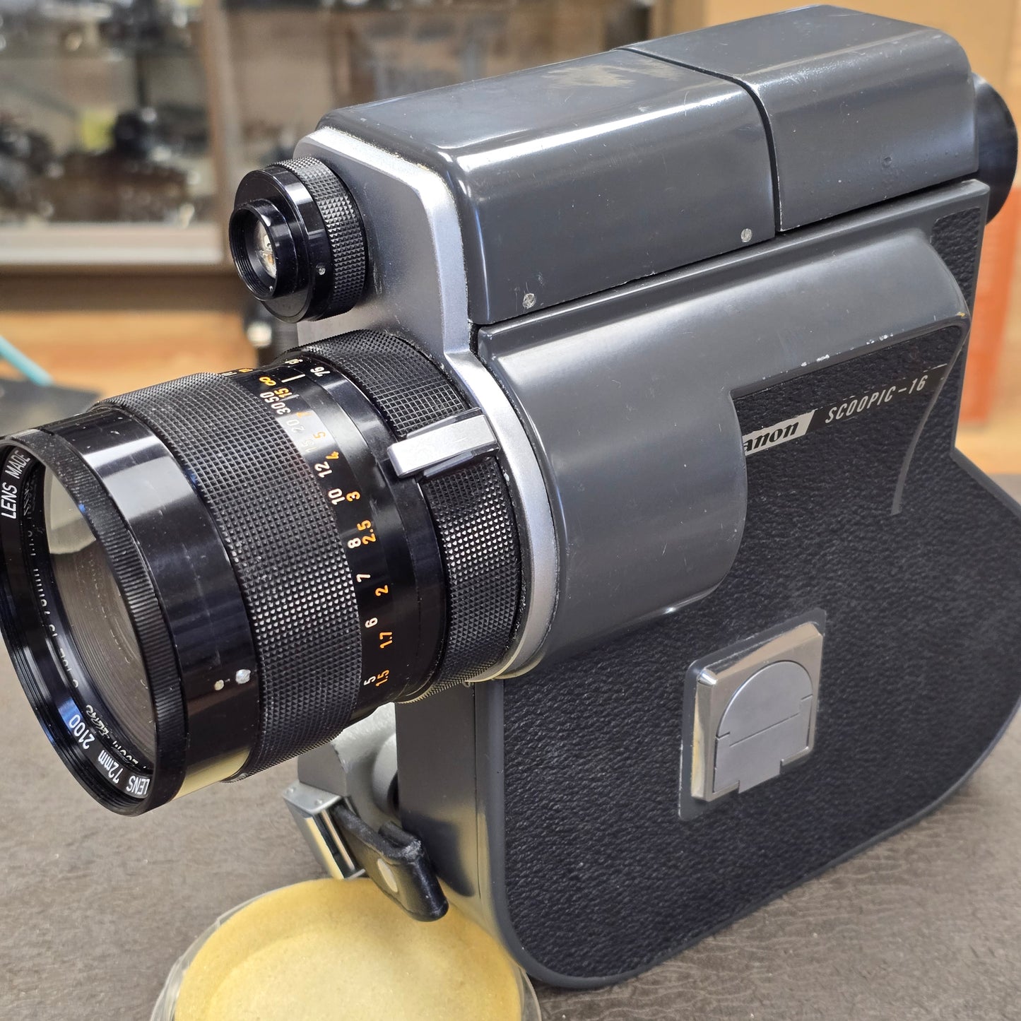 Canon Scoopic 72mm Close Up Lens (2100)