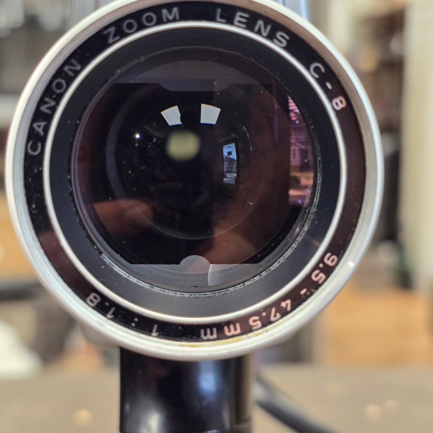 Canon 518 Auto Zoom SV (Special Version) Super 8mm Camera S# 262652 With Case