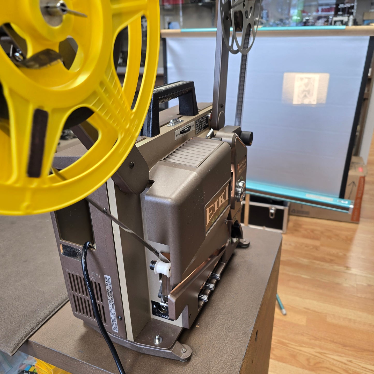 Eiki Slimline SSL-O 3580 16mm Slotload Sound Projector S# 57729