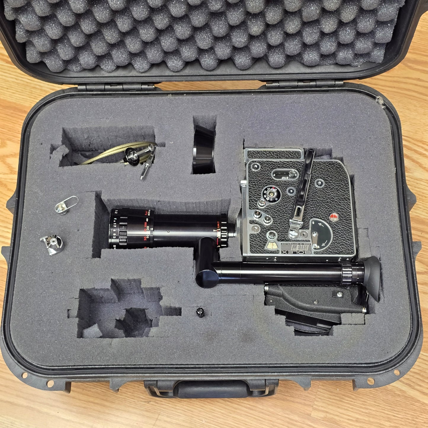 Bolex H16 M Non Reflex 16mm Camera body S# 249395 with Som Berthiot 17-85mm Dogleg Zoom Lens S# T72111 & Case