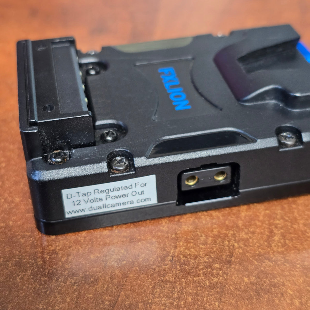 Bolex FXLION NANO V-Lock Plate with D-Tap 12 volts regulated S# 12VR also with Belt Clip Plate