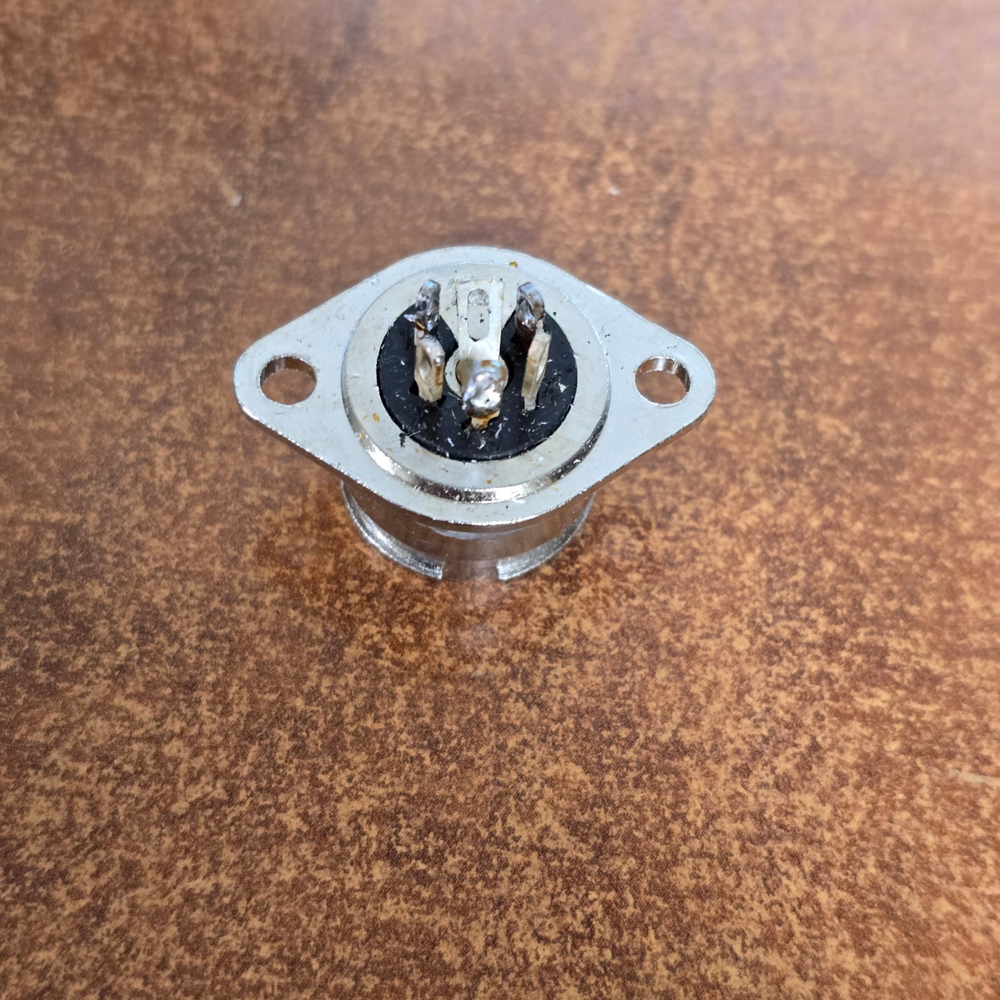 Beaulieu 5-Pin DIN Connector Female