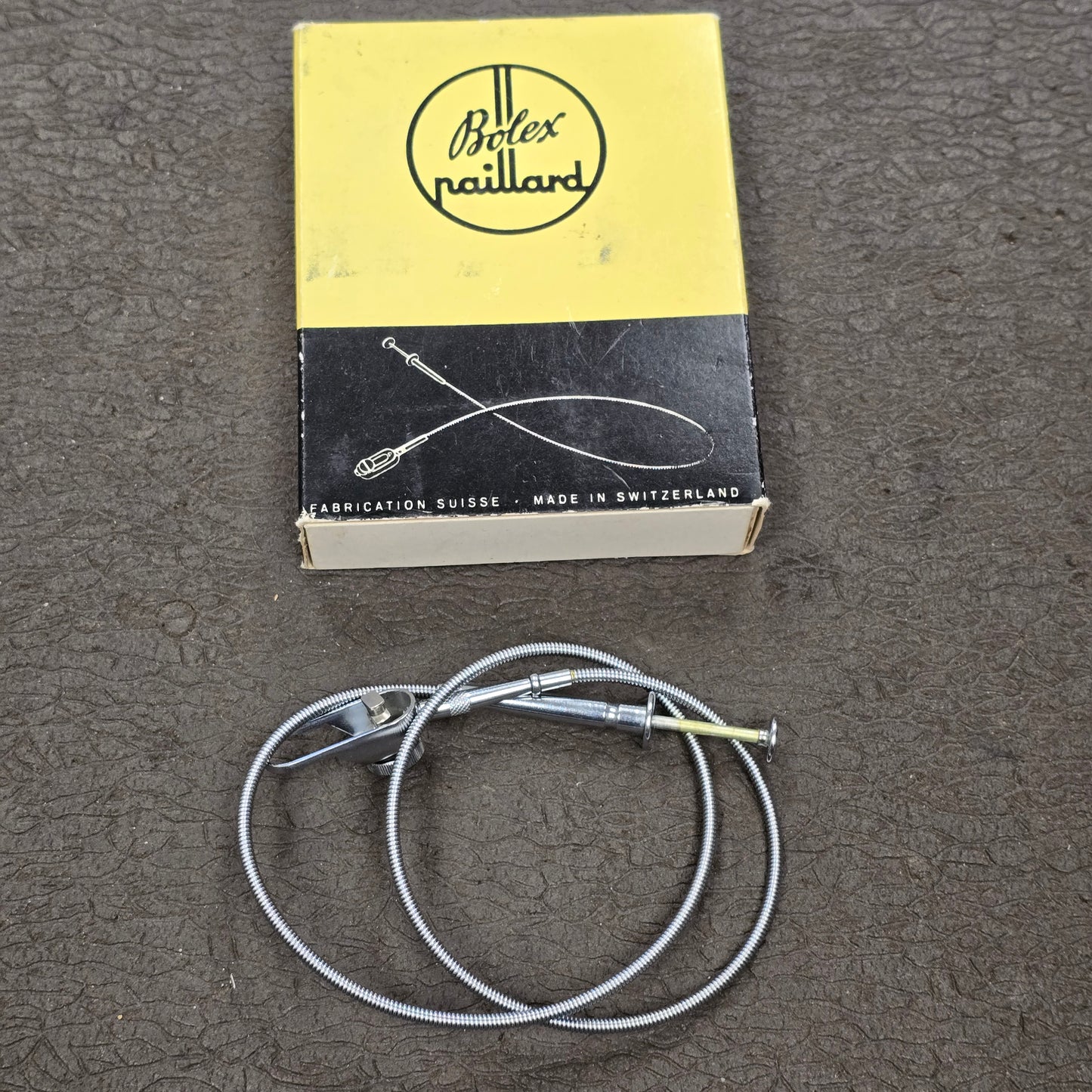 Bolex Metal cable release 21" with Side Adapter In Original Box