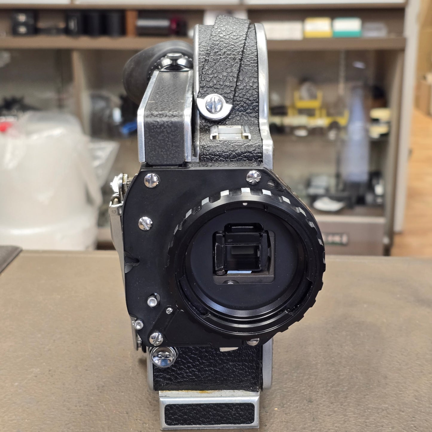 Bolex Super 16 SB Camera body with 13X Viewfinder S# 303332