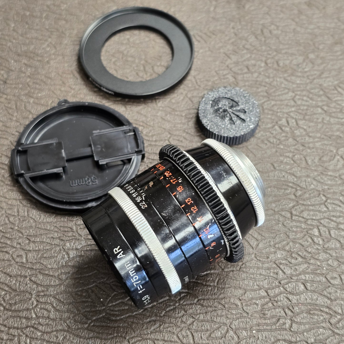 Switar 75mm f1.9 AR C-Mount Lens S# 658729