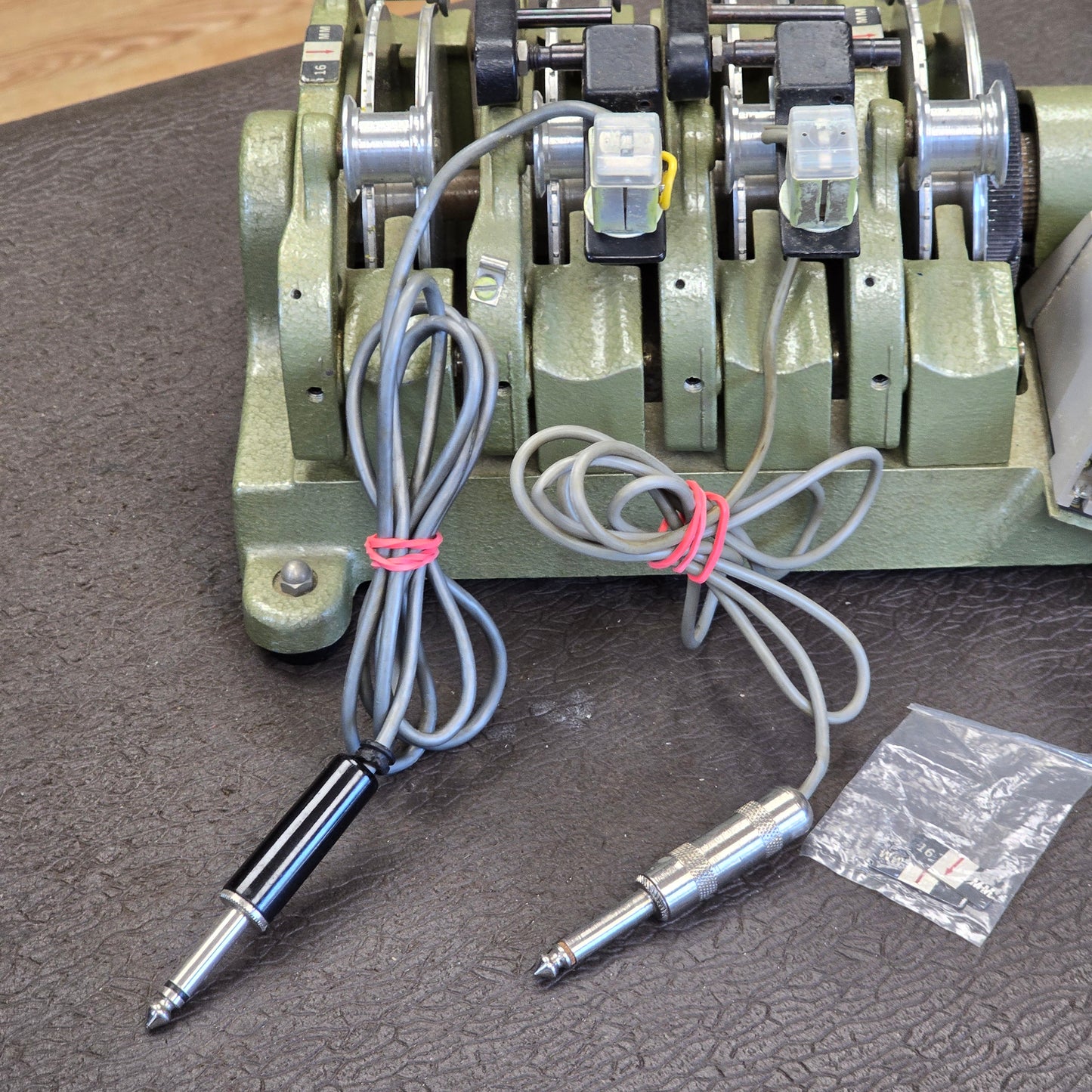 Ediquip 16mm 4 Gang Synchronizer with Counter Model no. 1034 S# 01375
