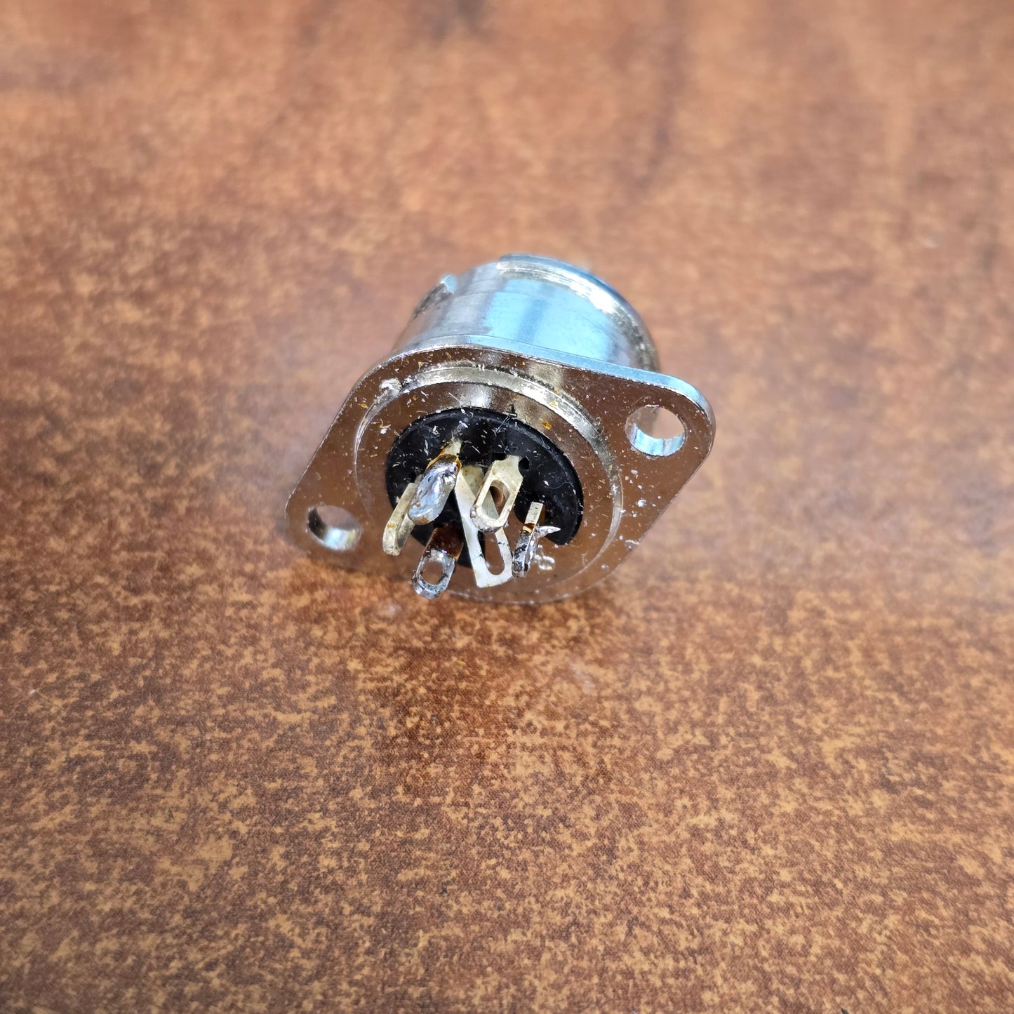 Beaulieu 5-Pin DIN Connector Female