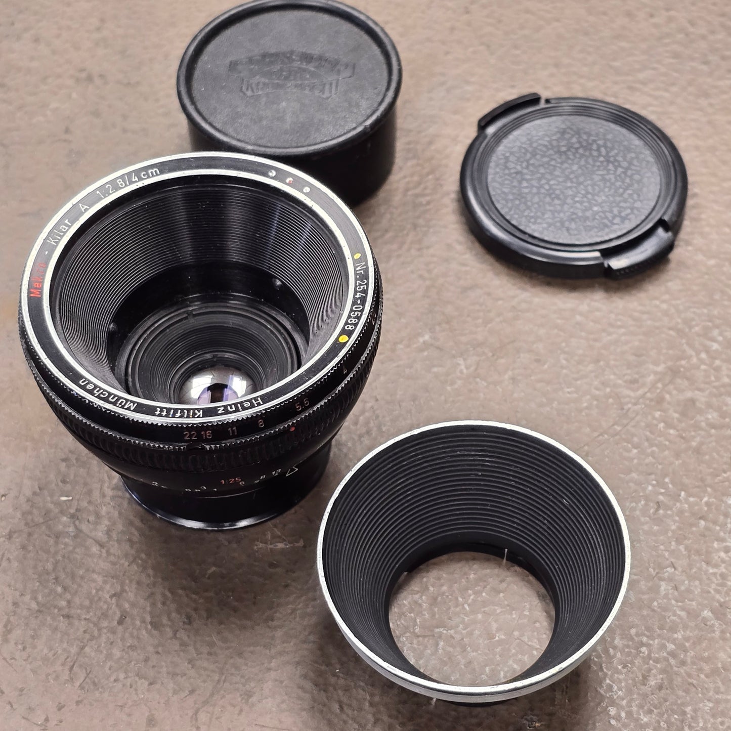 Heinz Kilfitt Munchen Makro-Kilar A  40mm f2.8 (1:2.8/4CM) Arri Standard Mount Lens S# Nr.254-0588