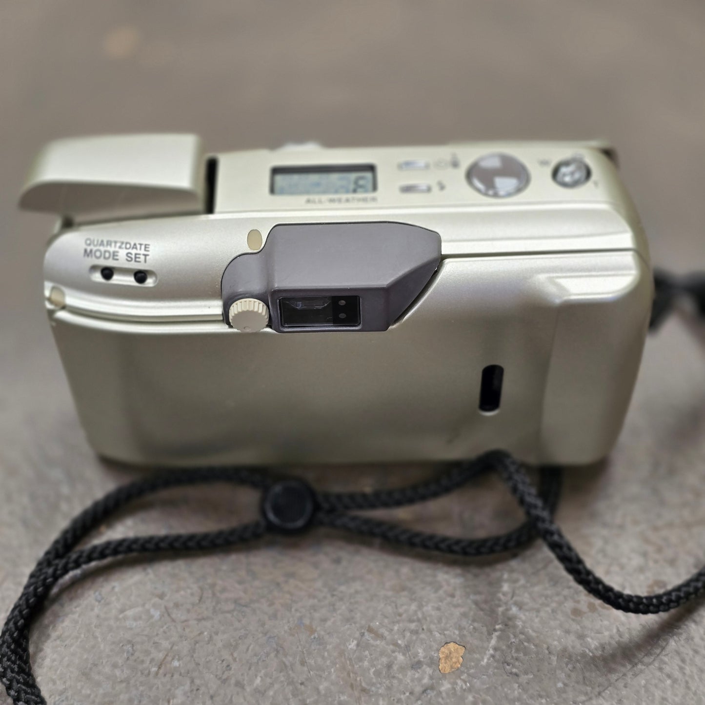 Olympus Stylus Epic Zoom 170 35mm All Weather Point & Shoot Camera With Case S# 4361150