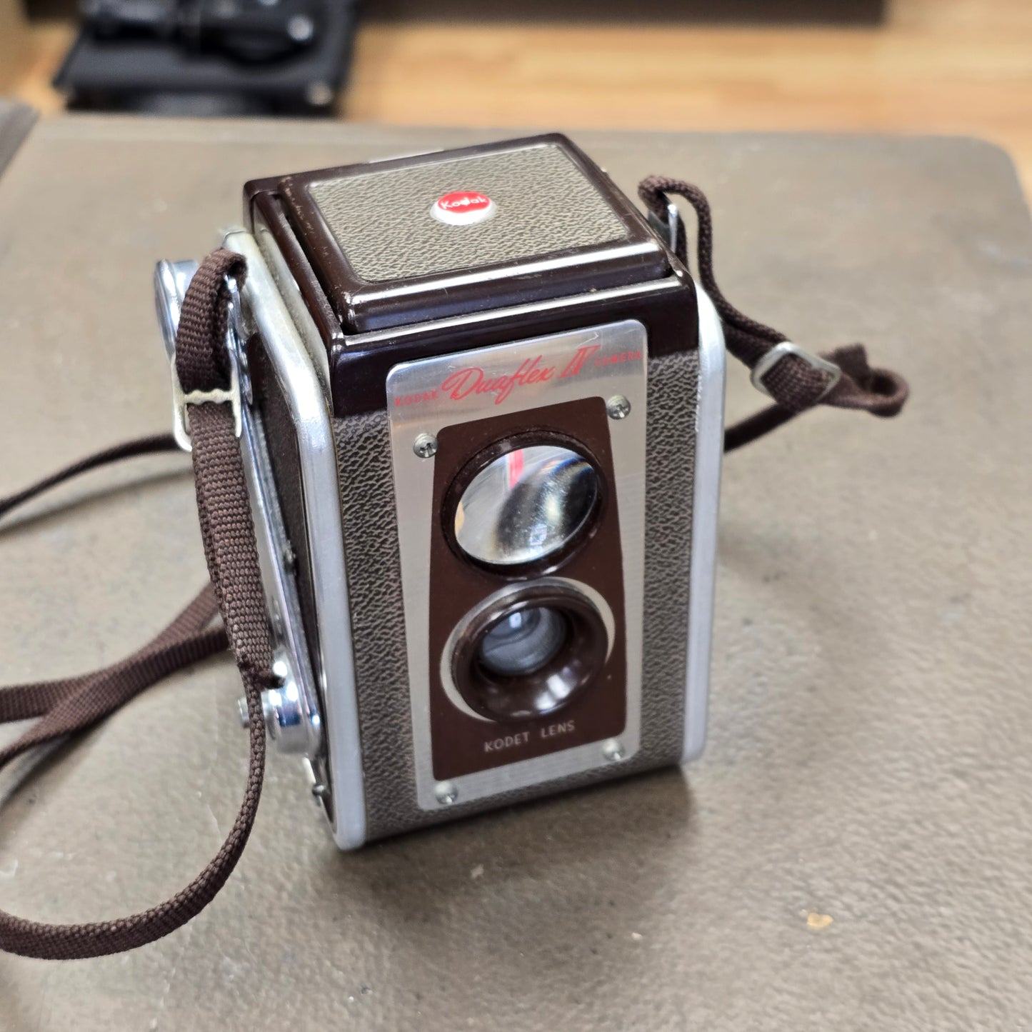 Kodak Duaflex IV Camera, with Kodalite Flash Outfit w/ Spare Bulbs & Case