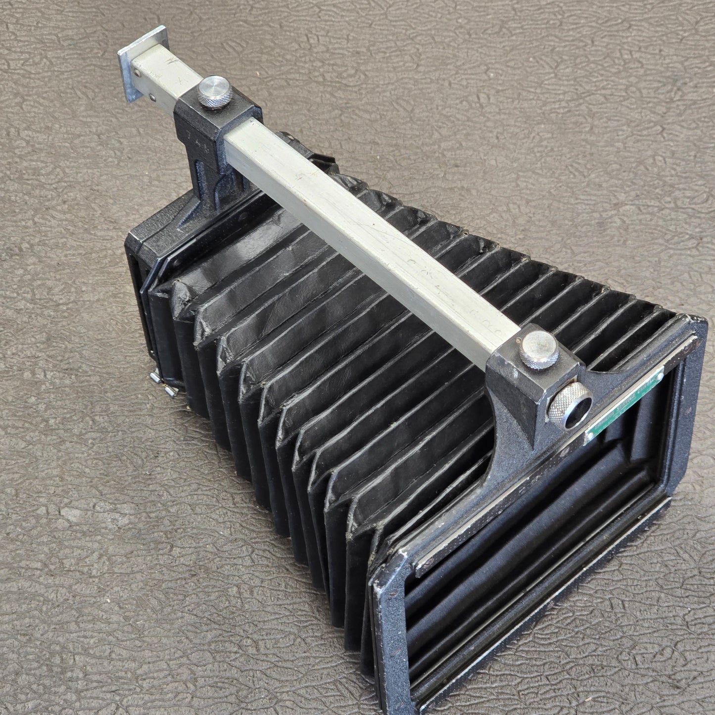 Arriflex 2"x2" Mattebox with 8" Beam S# 7411