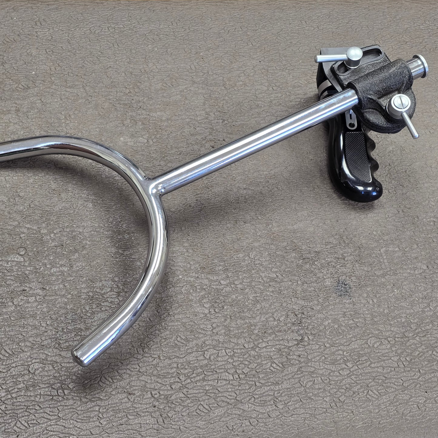 Arri Shoulder Support with Arri Pistol Grip Handgrip S# 870907