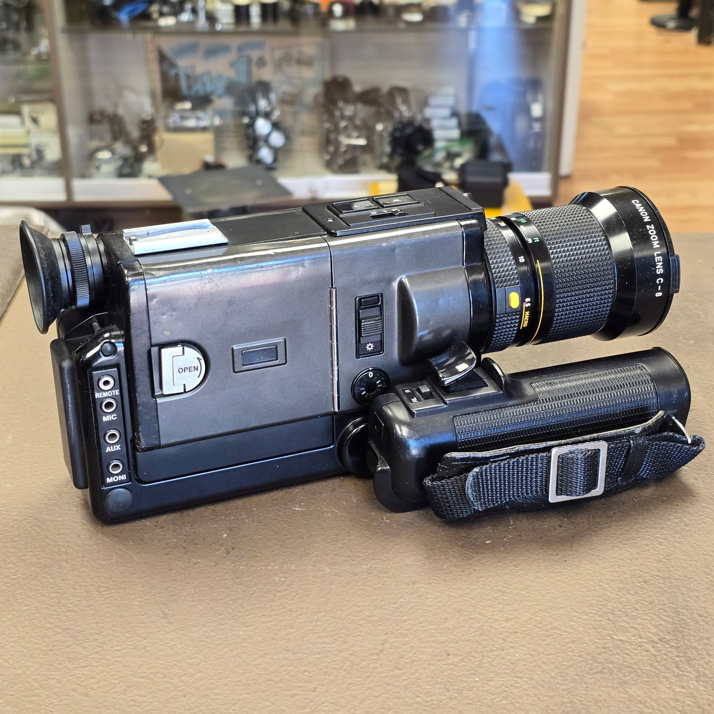 Canon 1014 XL-S Super 8mm Camera S# 135399