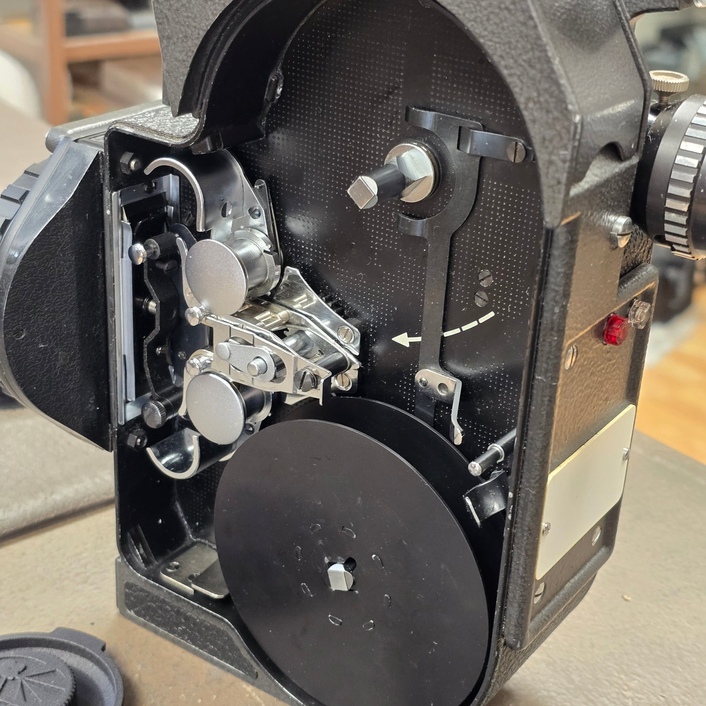 Bolex Super 16 EBM Camera Body with 13x Viewfinder ,Powergrip & Battery S# 306438