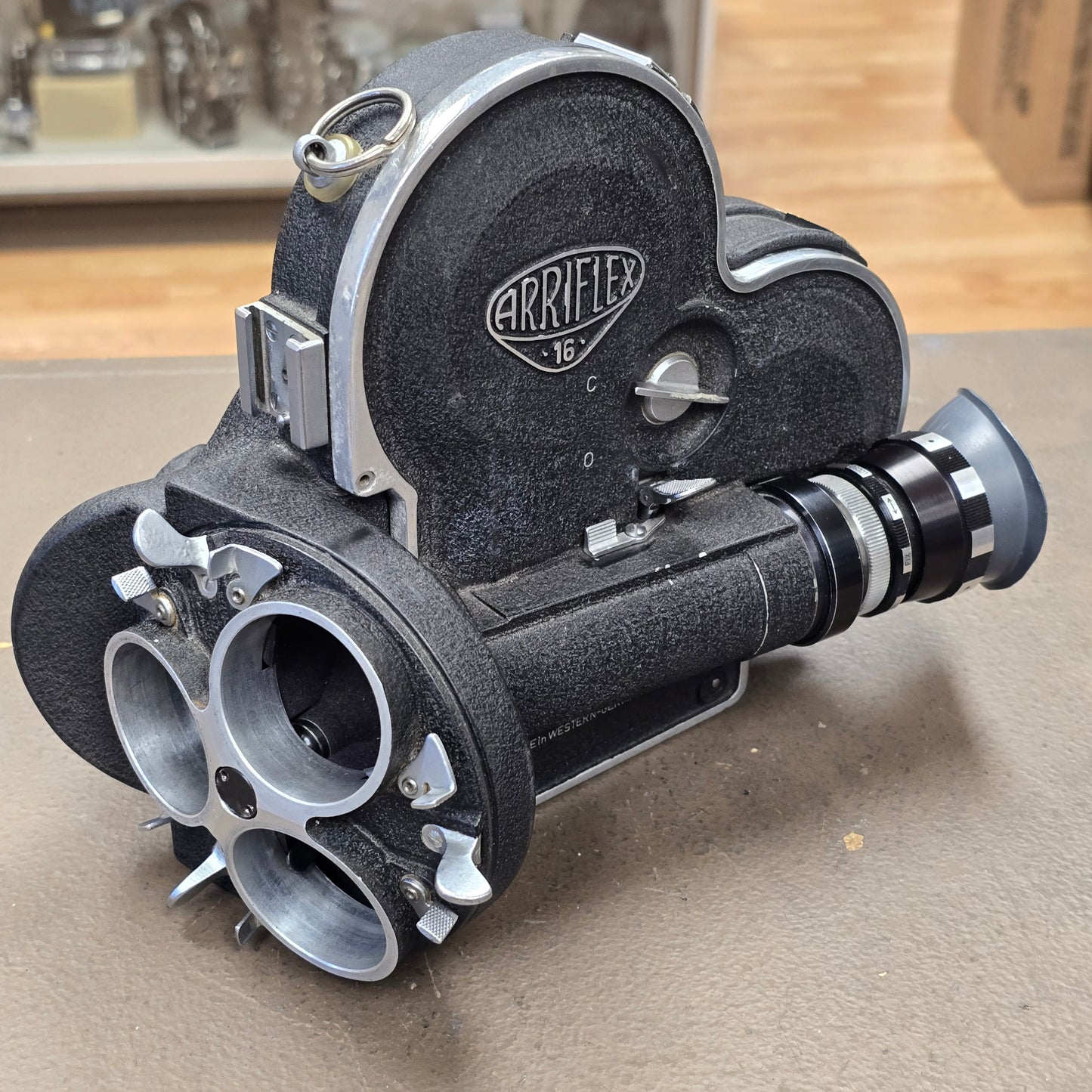 Arri S 16mm Camera Body S# 11133 with Variable Speed Motor S#