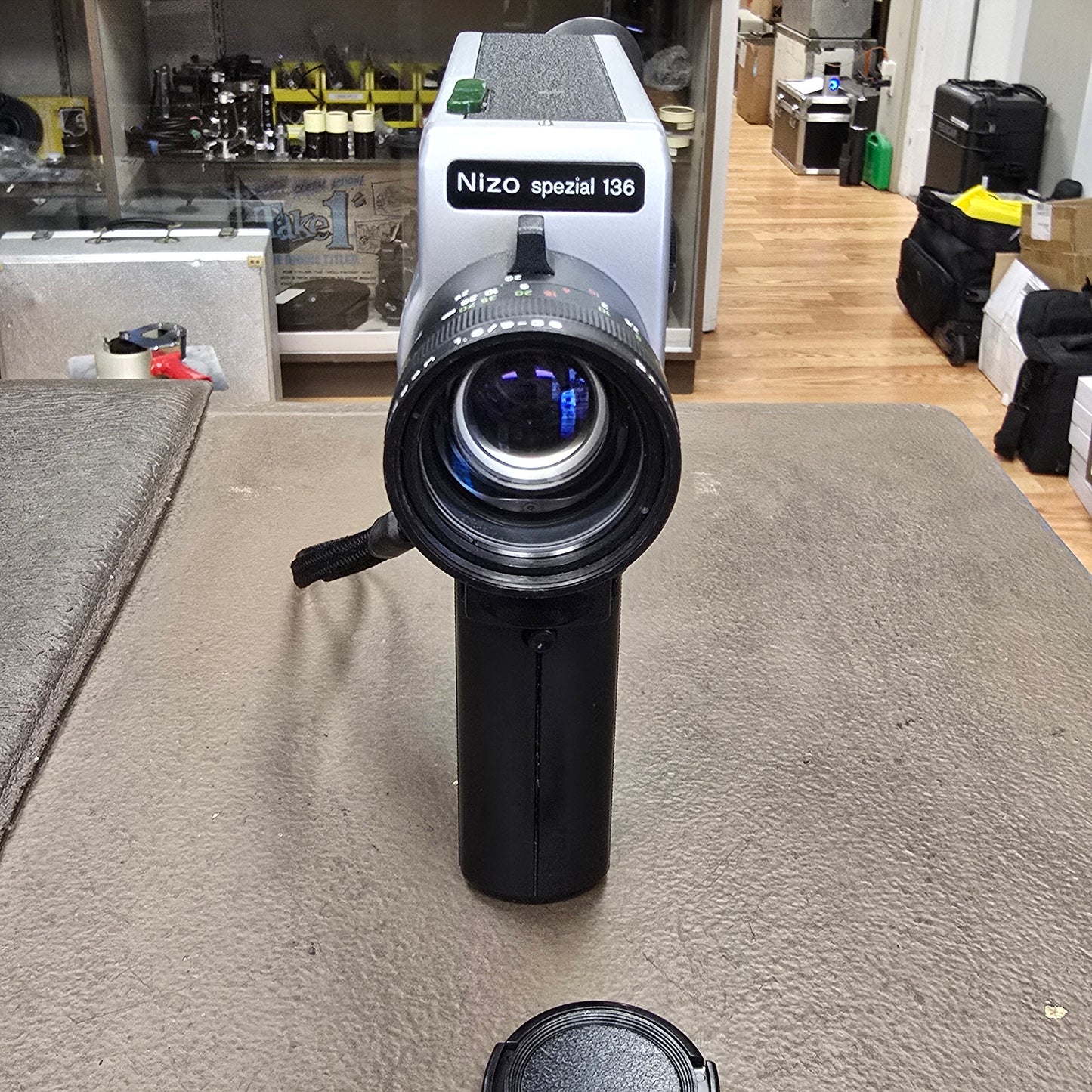 Nizo Spezial 136 Super 8mm Camera S# 1033741 With Padded Case