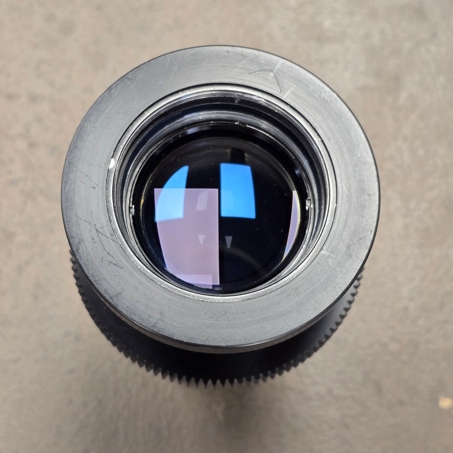 Angenieux 35-140mm T4.4 PL Mount Zoom Lens S# 1036338 With Case