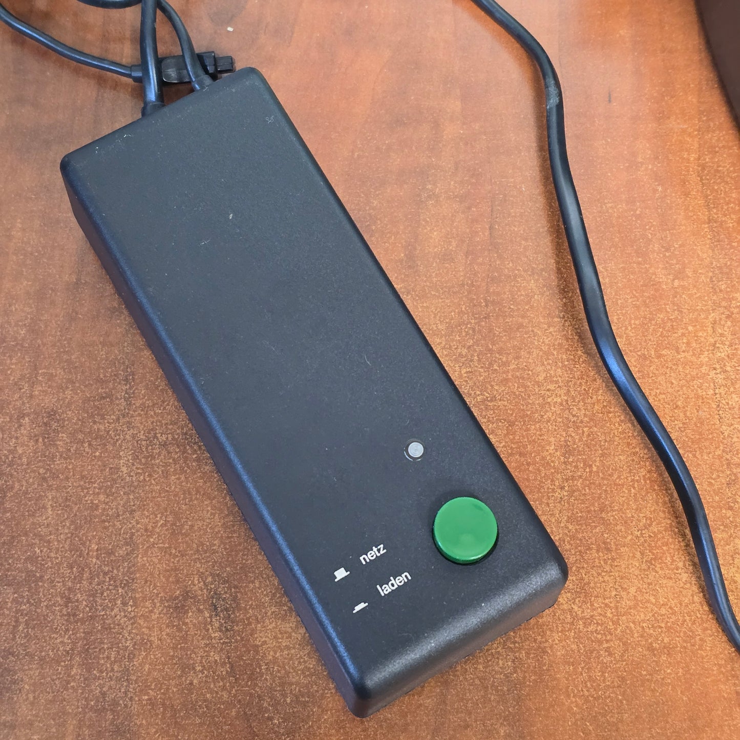 Braun Nizo SRN80 AC Power Charger / External Battery Supply