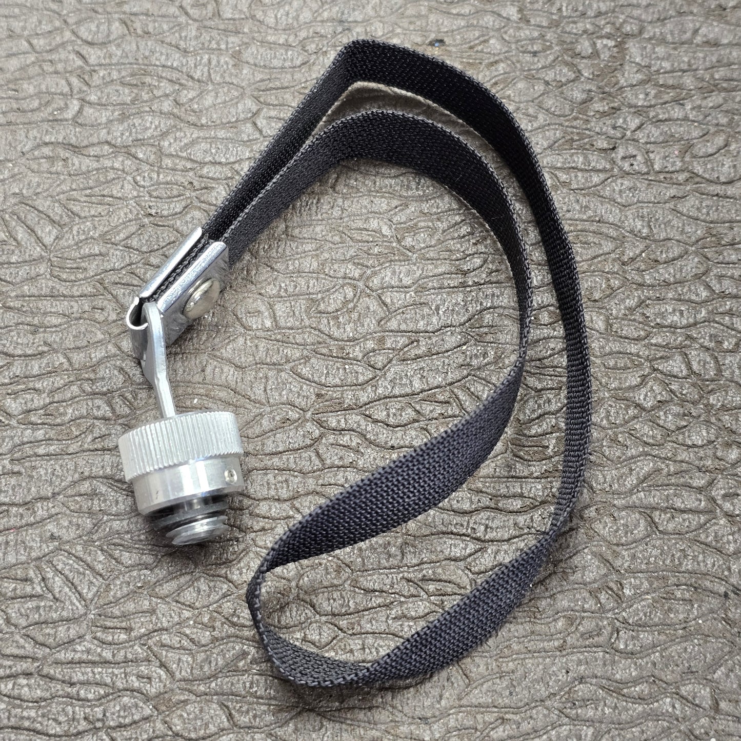 Braun Nizo Hammered Aluminum Case with Accessories for Nizo 6080/ 4080 / 6056 Model Cameras