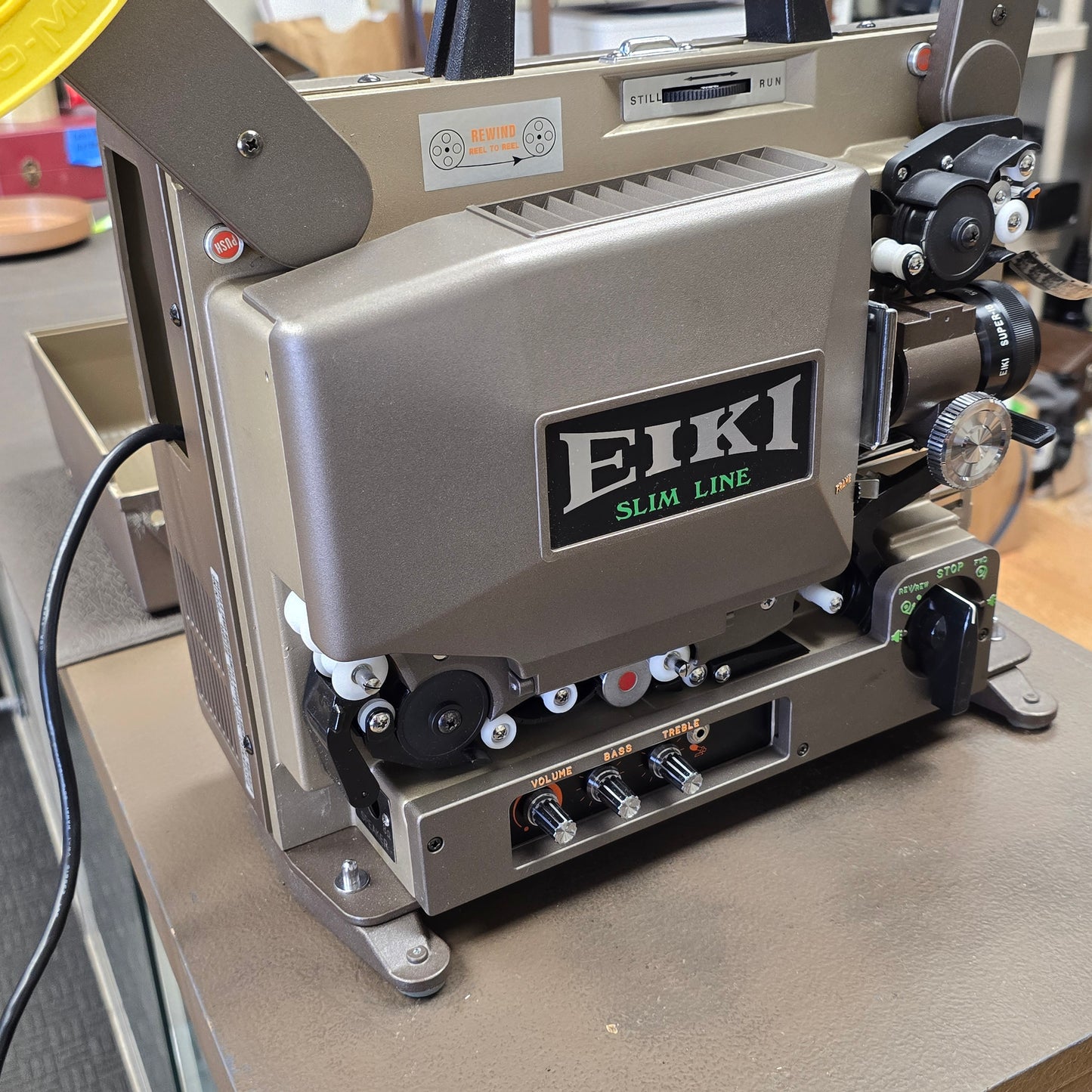 Eiki SNT-O / 3585 Slim Line 16mm Autoload Sound Projector S# 28915