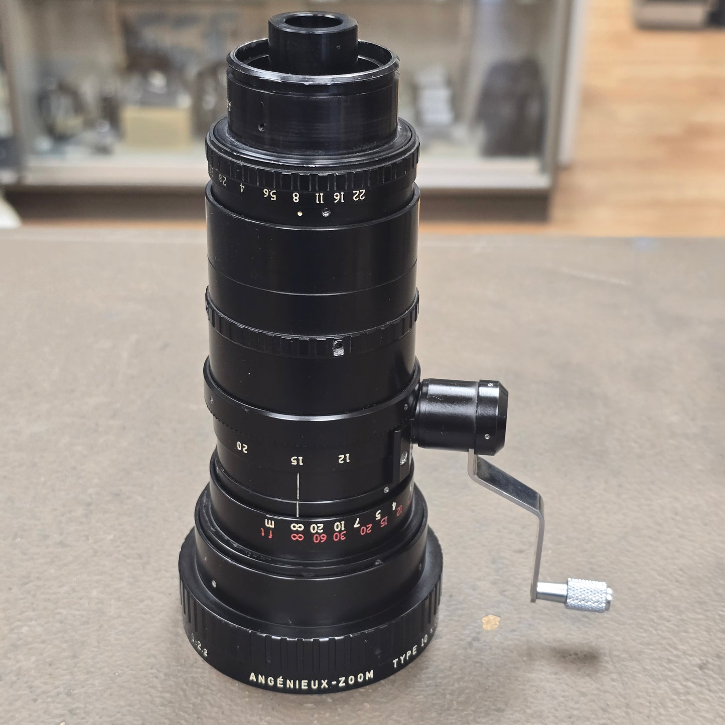 Angenieux 12-120mm f2.2 /t2.5  Type 10 x 12B Arri Standard Mount S# 1098380
