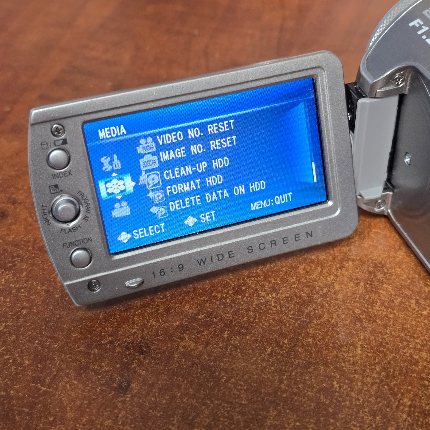 JVC Everio GZ-MG255U Hard Disk Camcorder Package (NTSC) S# 092K2395