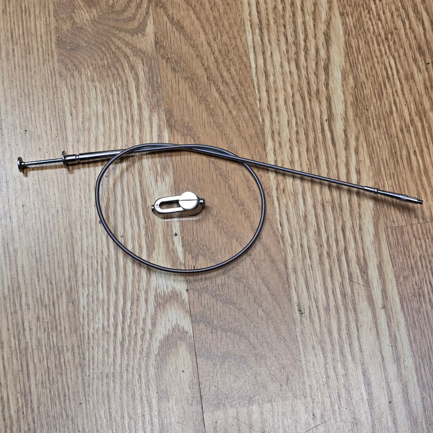 Bolex Metal cable release 20" with Side adapter socket