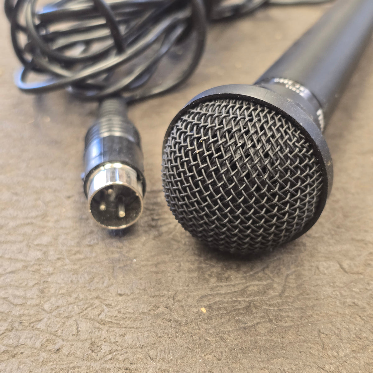 Beaulieu Uni Directional Dynamic Microphone Model  UD 777