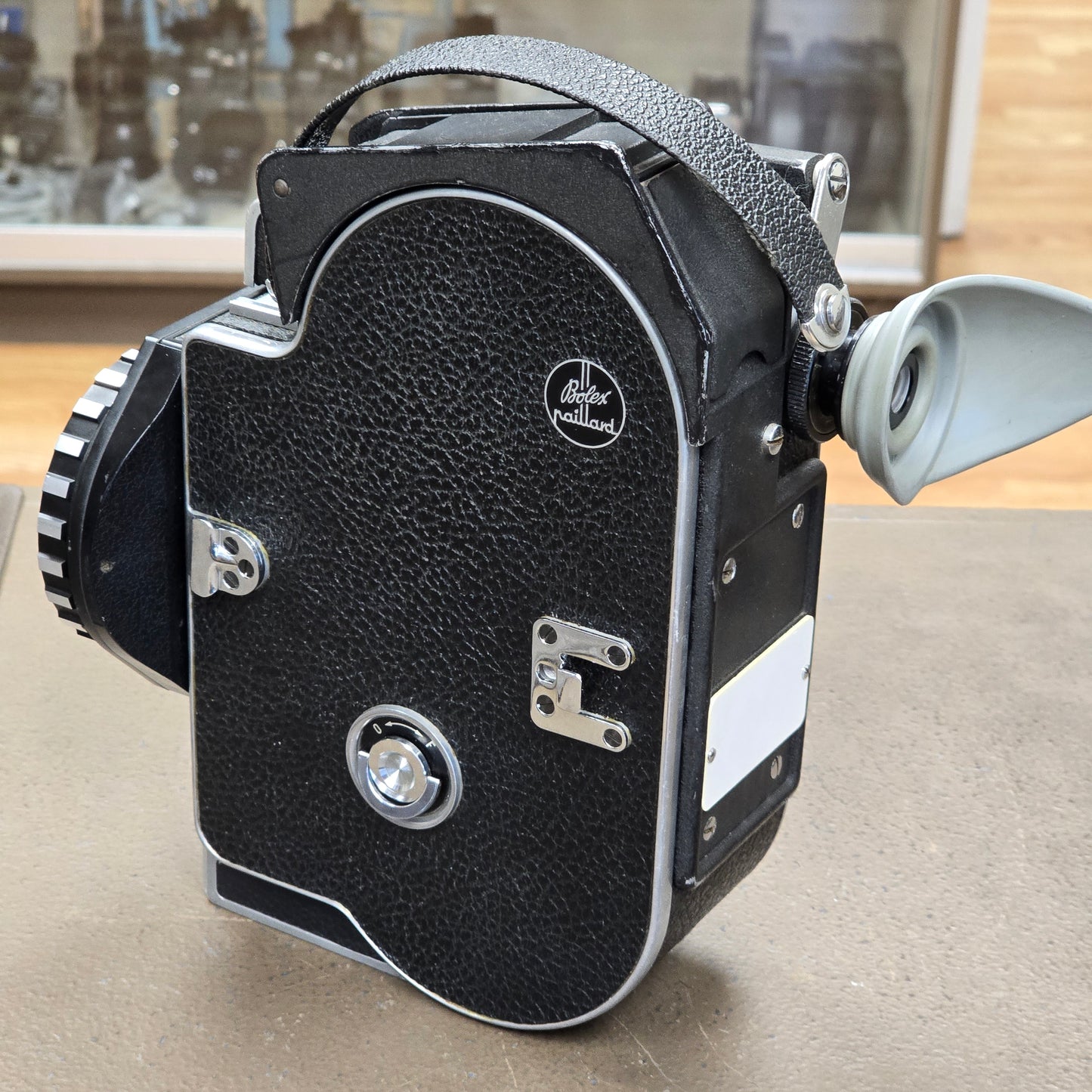 Bolex SBM 16mm Camera body with 10X viewfinder S# 300878