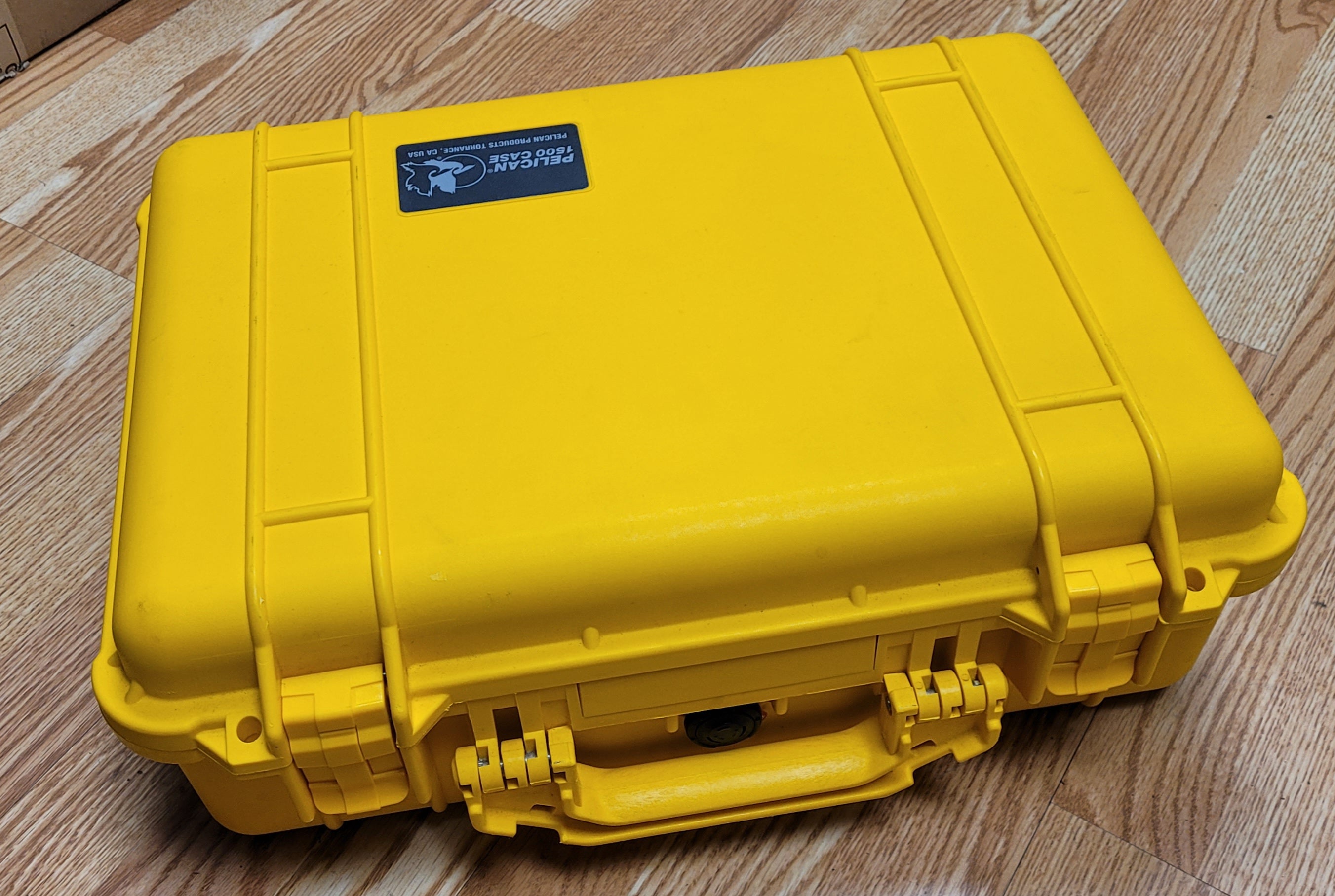 Pelican Case 1500 Yellow (used) – Du-All Camera