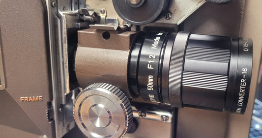 Eiki Zoom Converter-16 0.75~125X Screw On Lens converter for Eiki 16mm projector