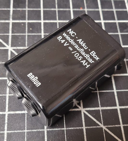 Braun Nizo Akku AA Battery Box