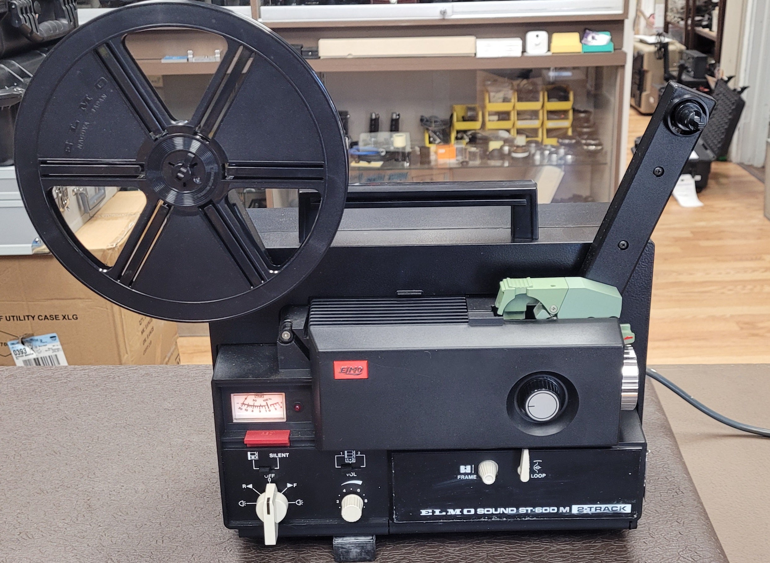 【8mm映写機】エルモ ELMO ST-600 Elmo ST-600 M Super 8mm Sound Projector S# 412214 – Du-All