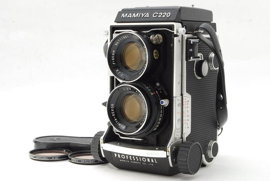 MAMIYA C220 Professional + Mamiya Sekor 80mm F2.8 Blue dot